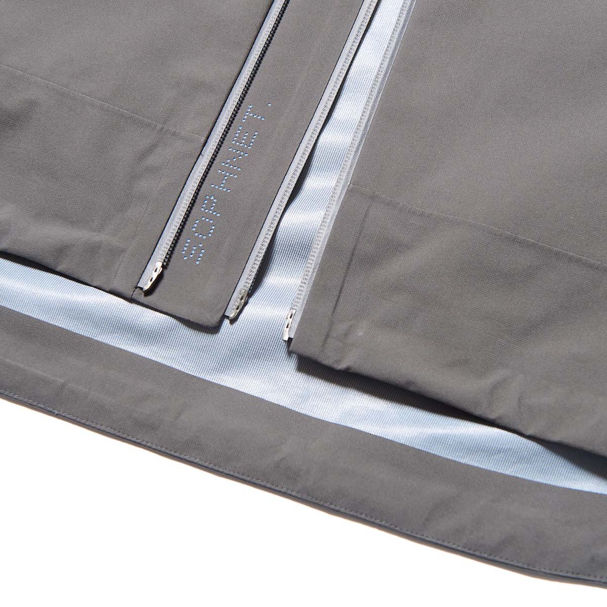 SOPHNET.  / 3-LAYER RIPSTOP MOUNTAIN JACKET (Gray) ファスナー、ロゴ